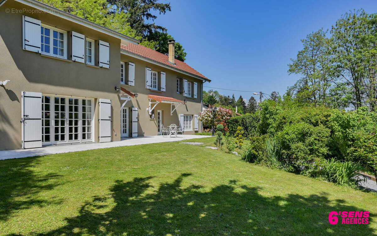 Maison à FRANCHEVILLE