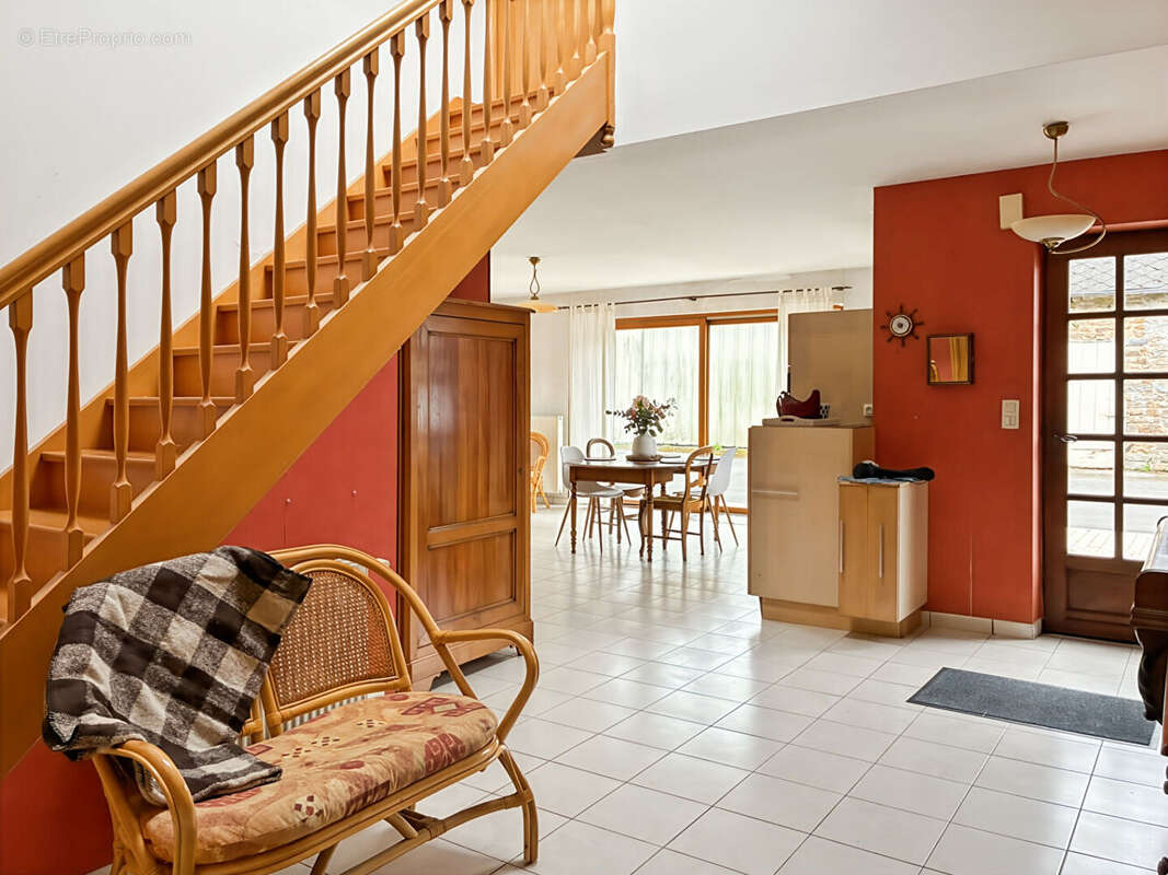 Maison à SAINT-JEAN-SUR-COUESNON