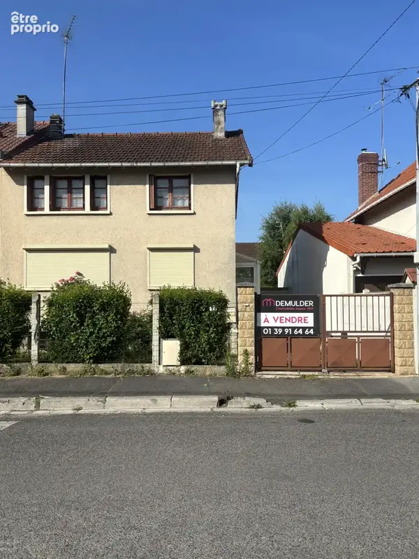 Maison à EZANVILLE