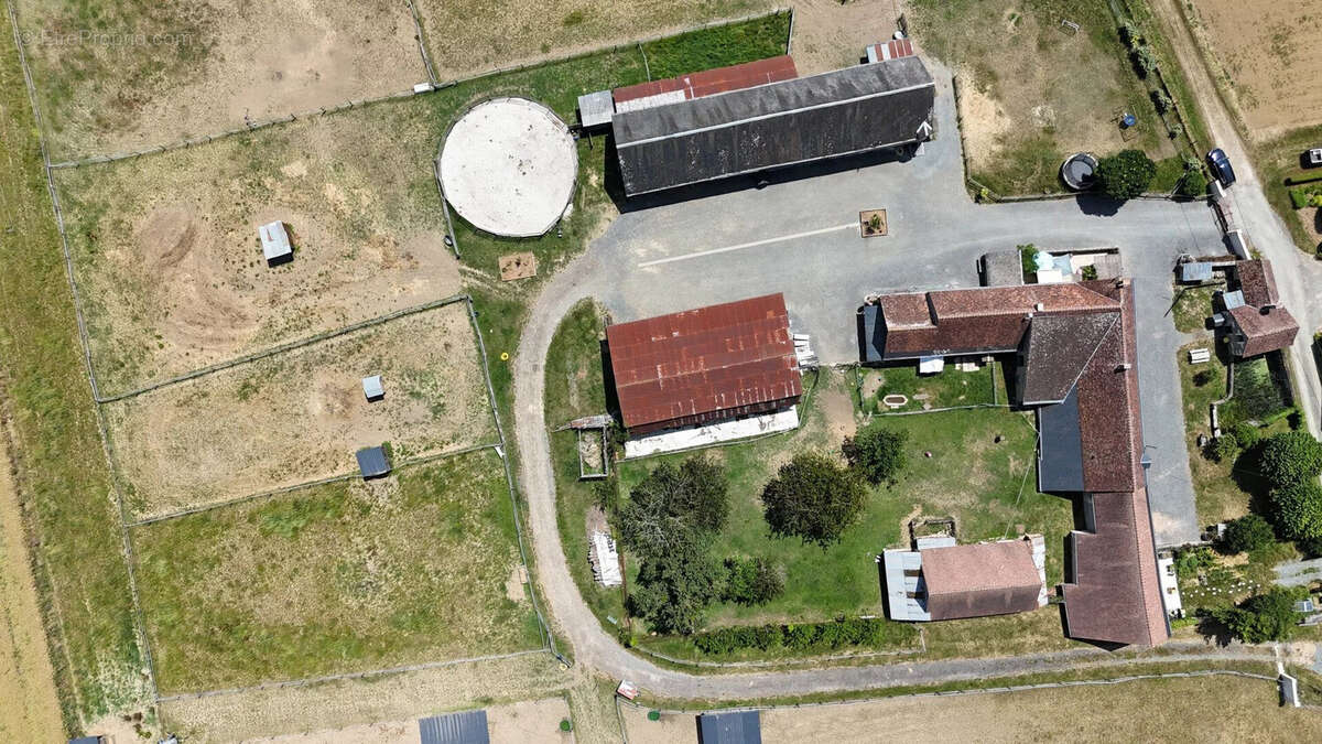 Maison à BLERE