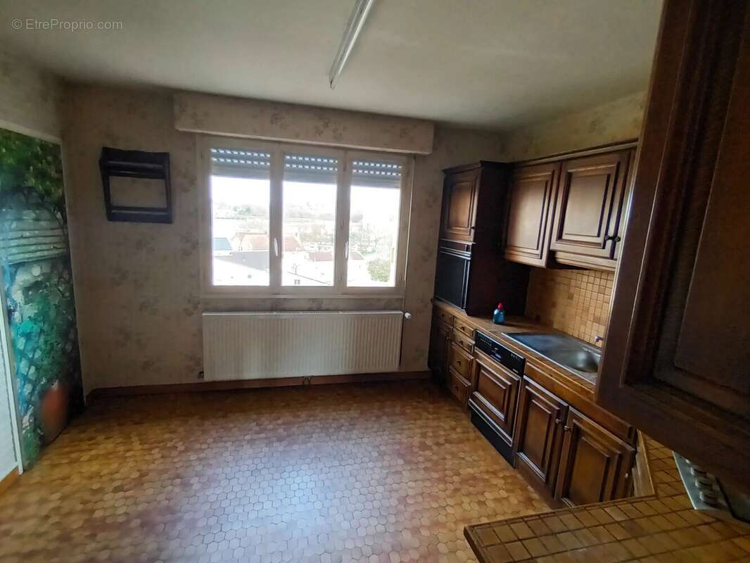 Appartement à MONTCEAU-LES-MINES