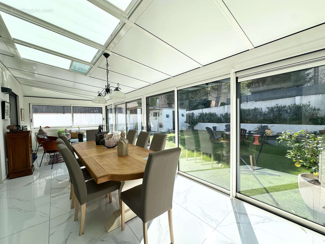 Maison à CARNOUX-EN-PROVENCE