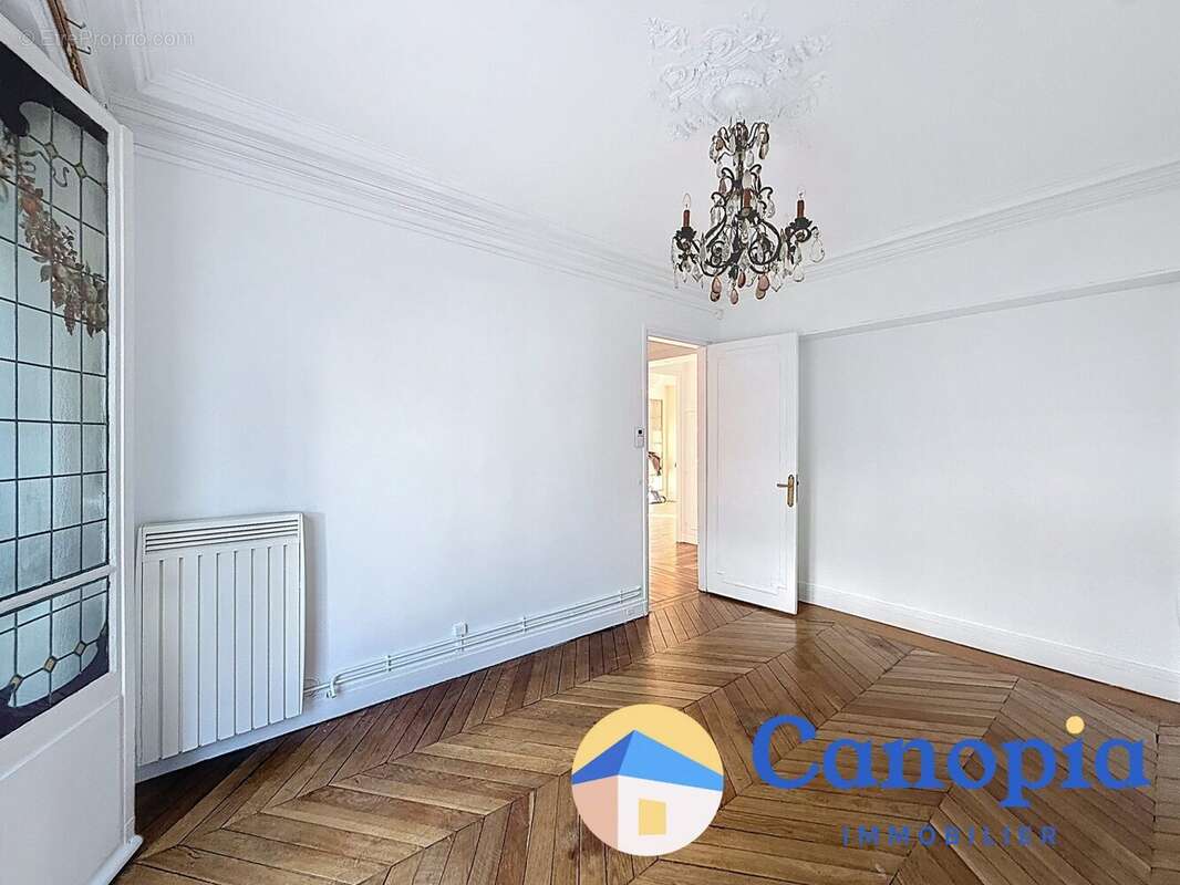 Appartement à BOURG-LA-REINE