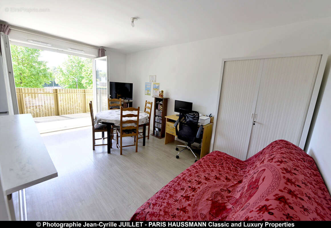 Appartement de 2019 + balcons + parking securise - photo 2