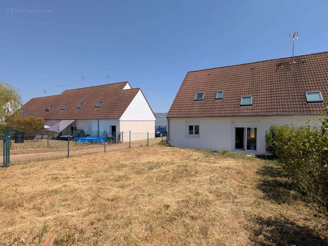 Maison à COMMENTRY