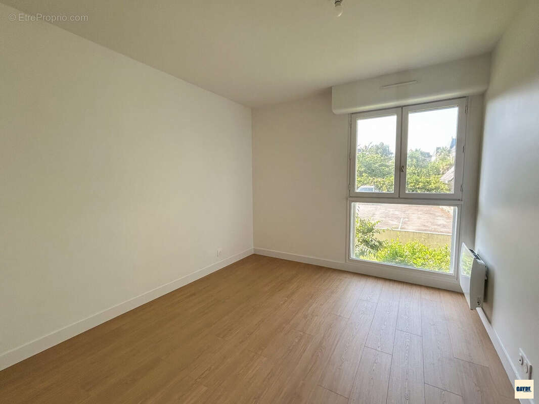 Appartement 75 m² à Saint-Malo  - photo 4