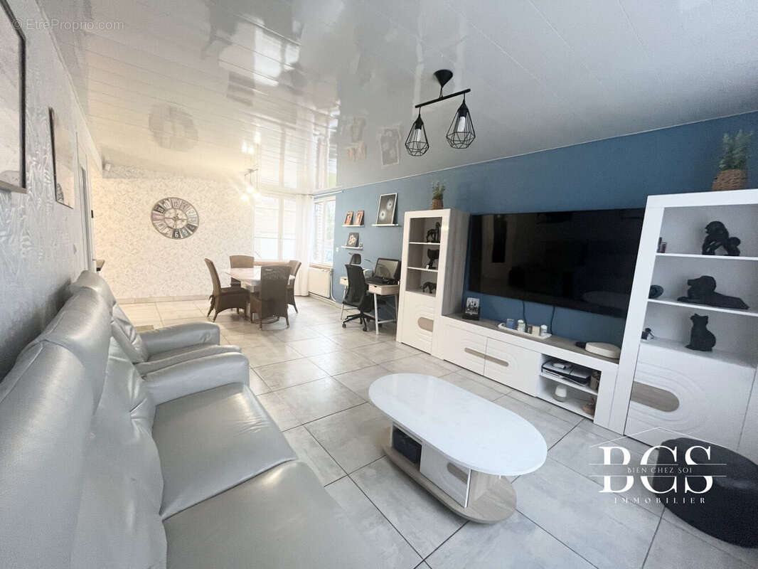 Maison à SAINT-AMAND-LES-EAUX