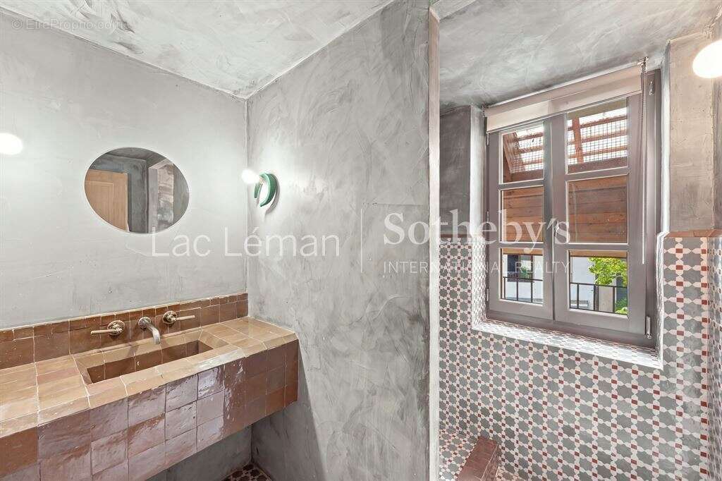 Maison de caractère historique entièrement rénovée au cœur du village - photo 9