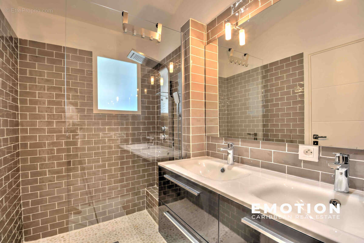 Appartement à SAINT-MARTIN