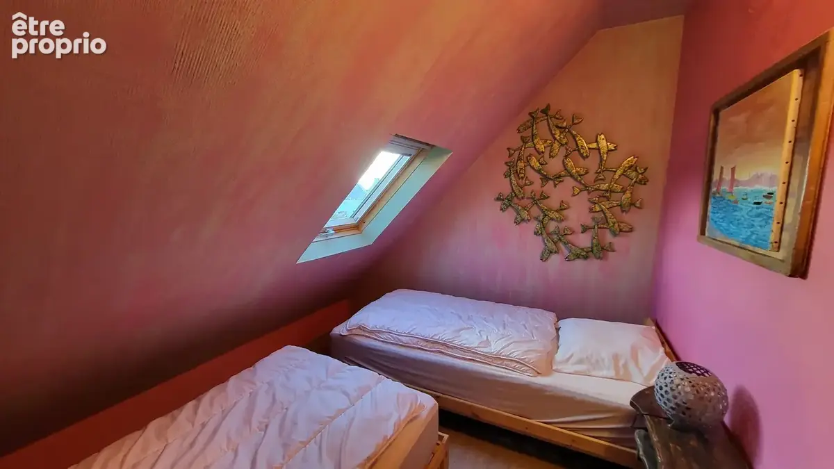 Maison à vendre à Le Palais : 4 chambres, calme et proximité des commodités - photo 8