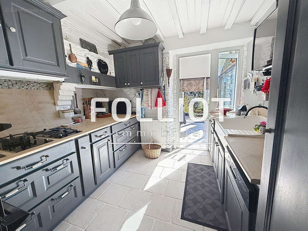 Maison à SALLEN