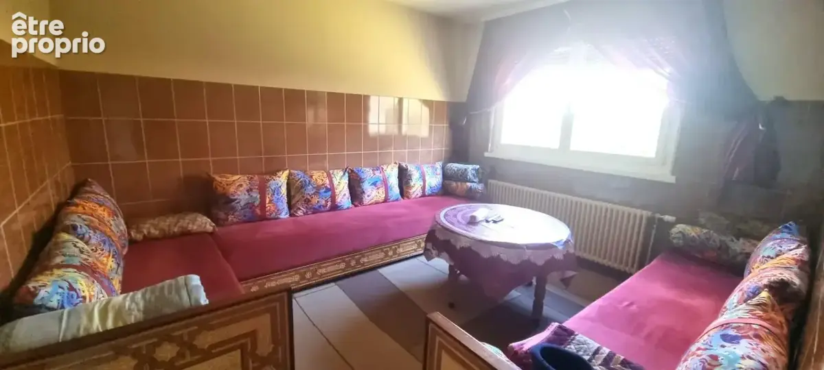 Maison familiale avec beau potentiel - CLASSE D - - photo 7
