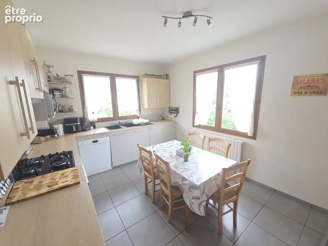 Maison T6 à Balma de 168m2 avec piscine et garage double ! - photo 6