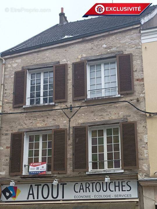 Maison à ETAMPES