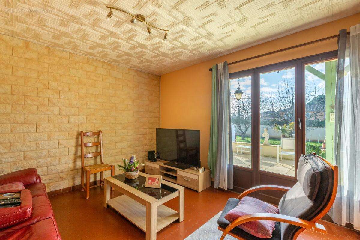 Maison à SAINTE-EUPHEMIE