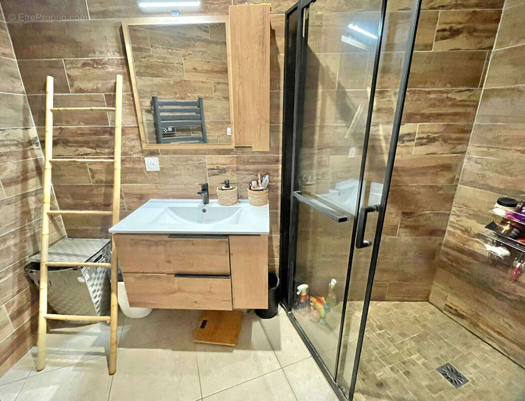 Appartement à BOURGOIN-JALLIEU