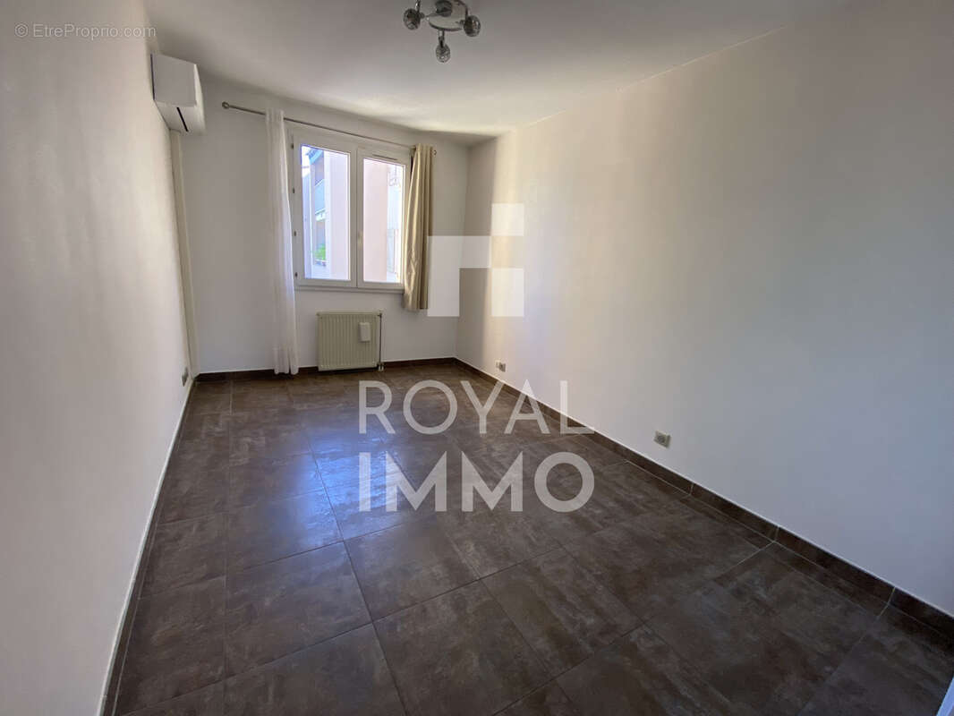 Appartement à SANARY-SUR-MER