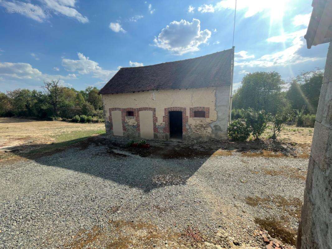 Ancienne ferme lourdoueix saint pierre (23) - photo 8