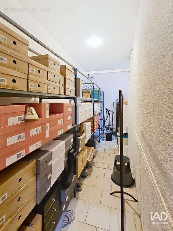 Photo 9 - Commerce à PEZENAS