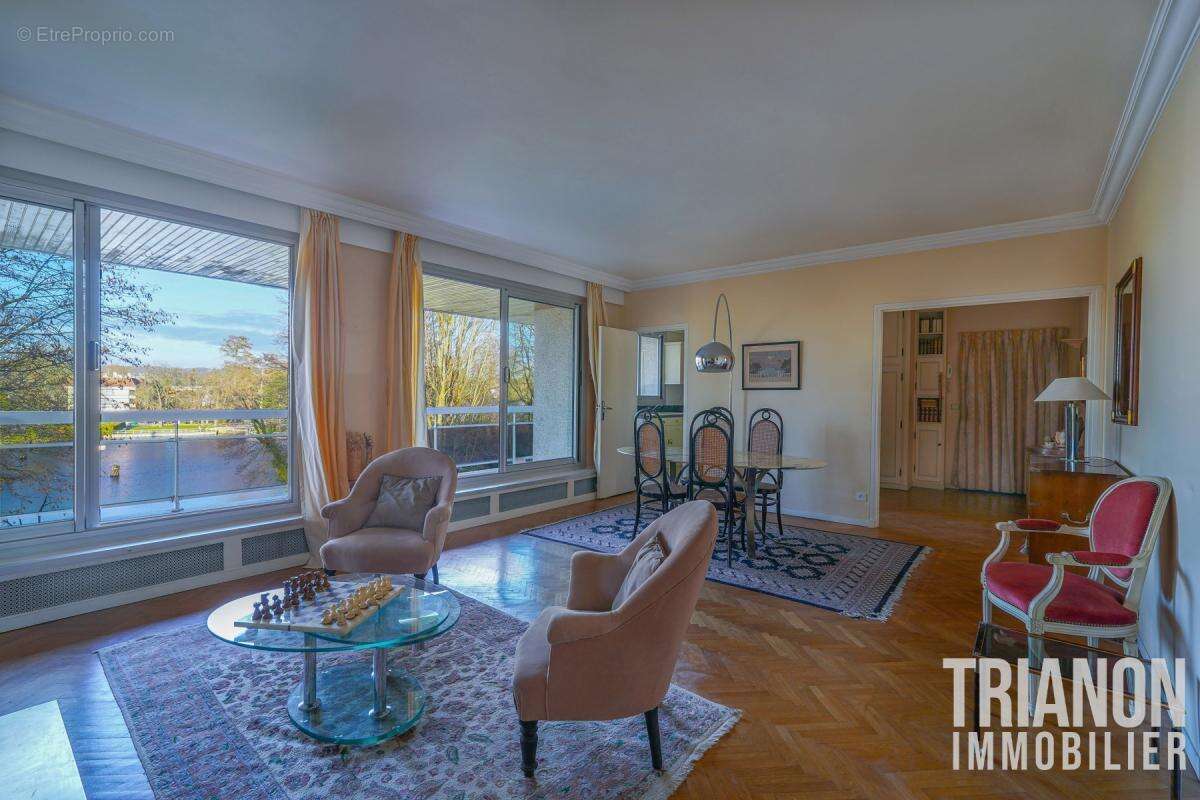 Appartement à SAINT-GRATIEN