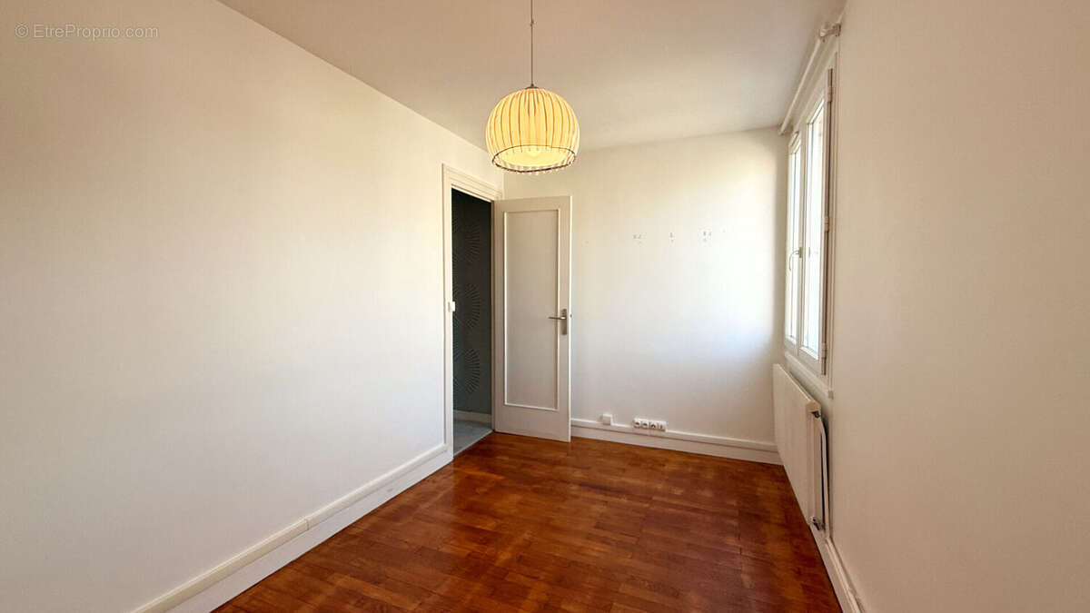 Appartement à LYON-8E