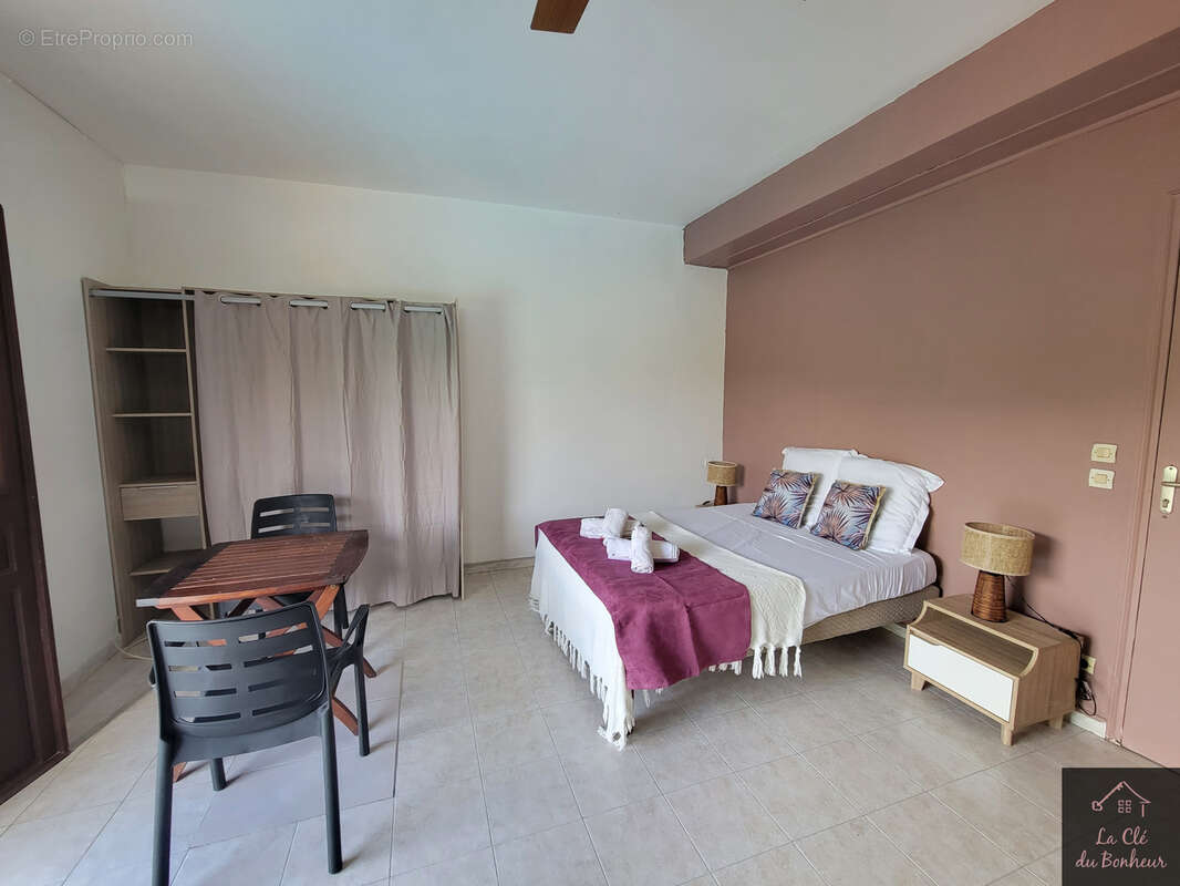 Appartement à LES TROIS-ILETS