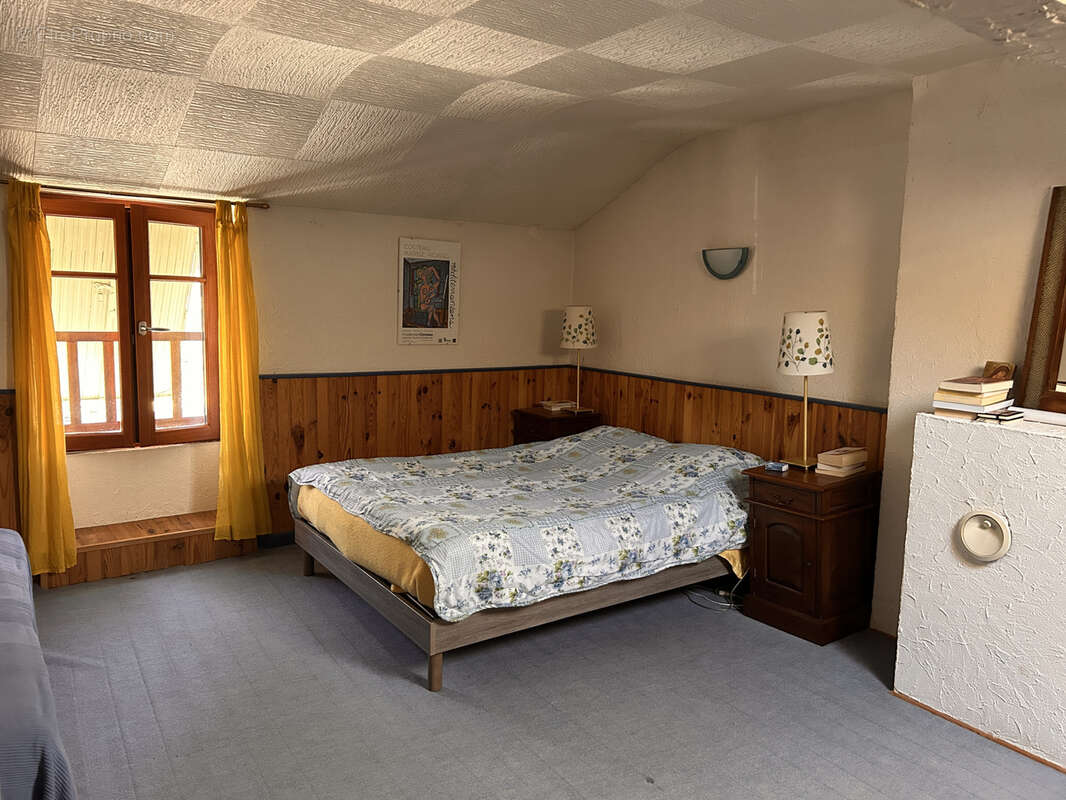 Maison à SAINT-MARCEL