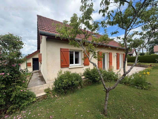Maison à VALDAHON