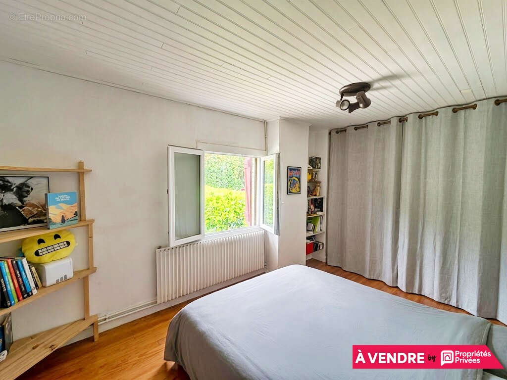 Maison à CAMBES