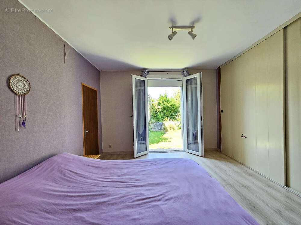 Maison à FOUQUEBRUNE