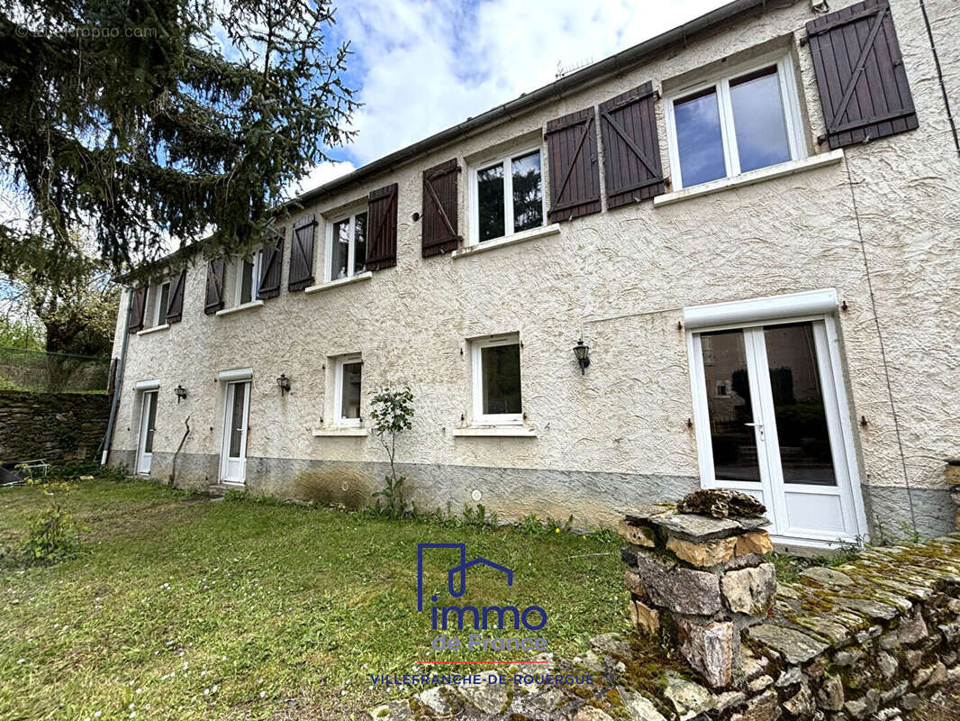 Maison à PREVINQUIERES