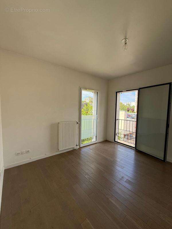 Appartement à CHAVILLE