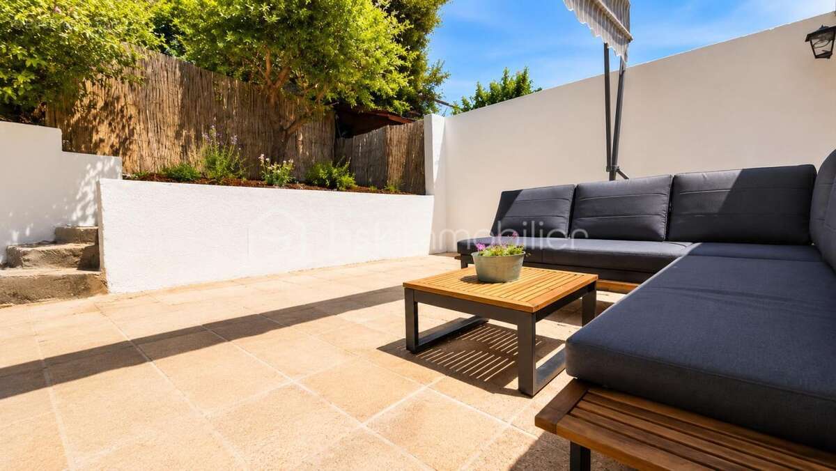 Maison à LE CASTELLET
