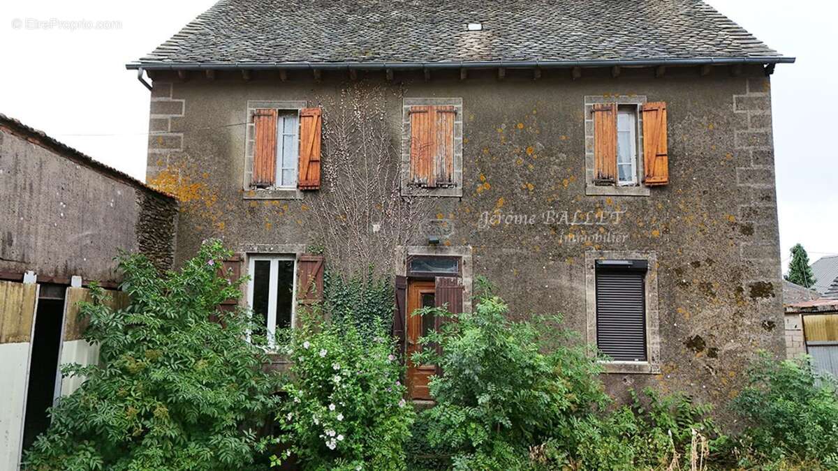 Maison 148 m² à Rieupeyroux  - photo 21