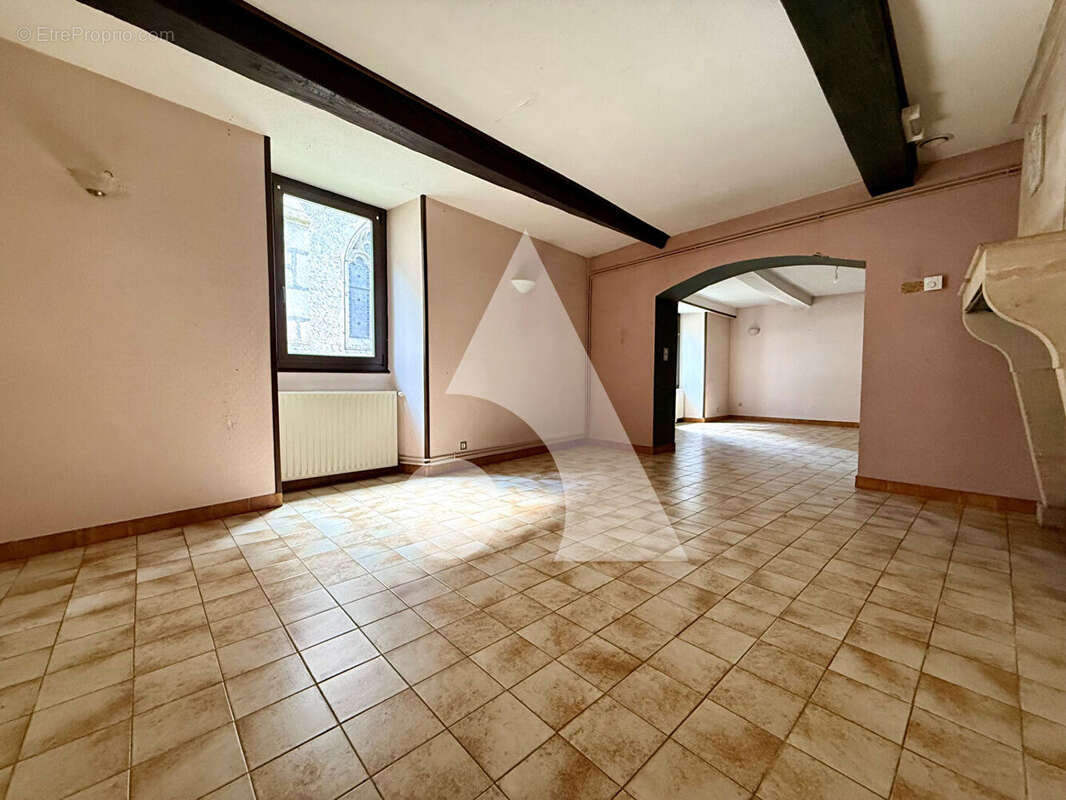 Maison à NAIVES-ROSIERES