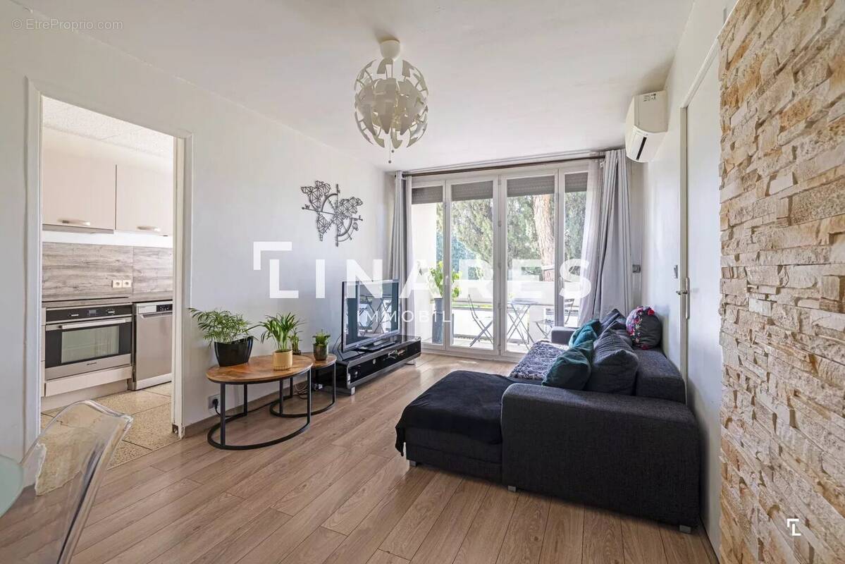 Appartement à MARSEILLE-12E
