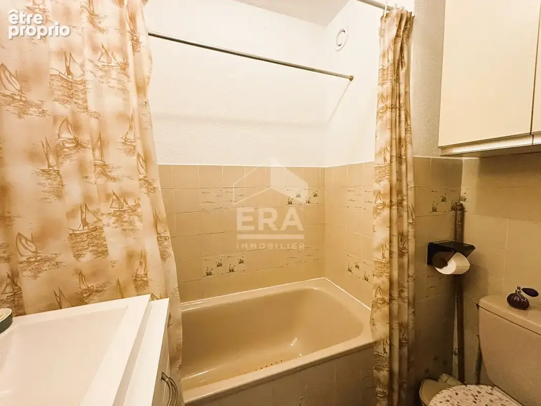 Sainte maxime centre studio cabine  20 m2 et parking - photo 10