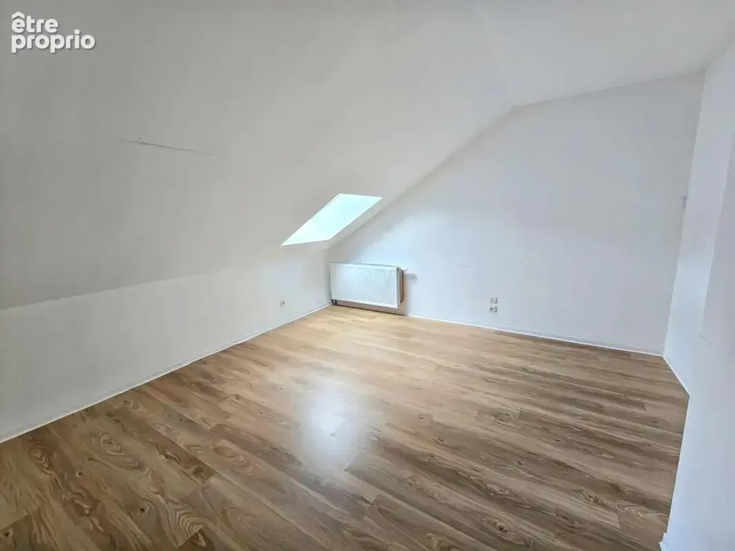 FOURMIES (59) -  Vente maison semi-individuelle, avec 3 chambres  et jardin  - photo 7