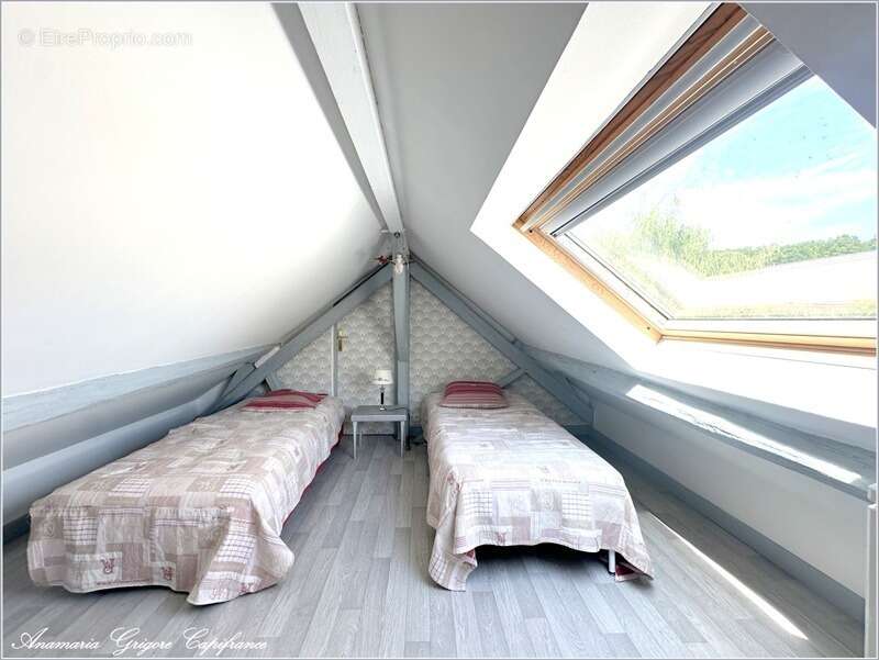 A vendre au centre de Landelles (28190) - longère rénovée de 165 m², 4 chambres, terrain clos de 900 m² - photo 15