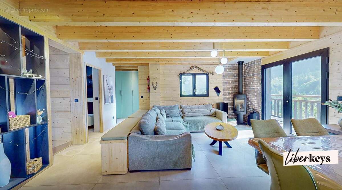 Maison à L'AJOUPA-BOUILLON