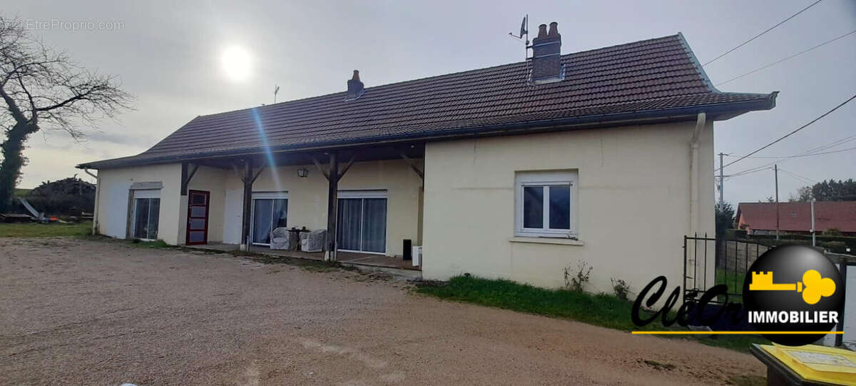 Maison à SORNAY