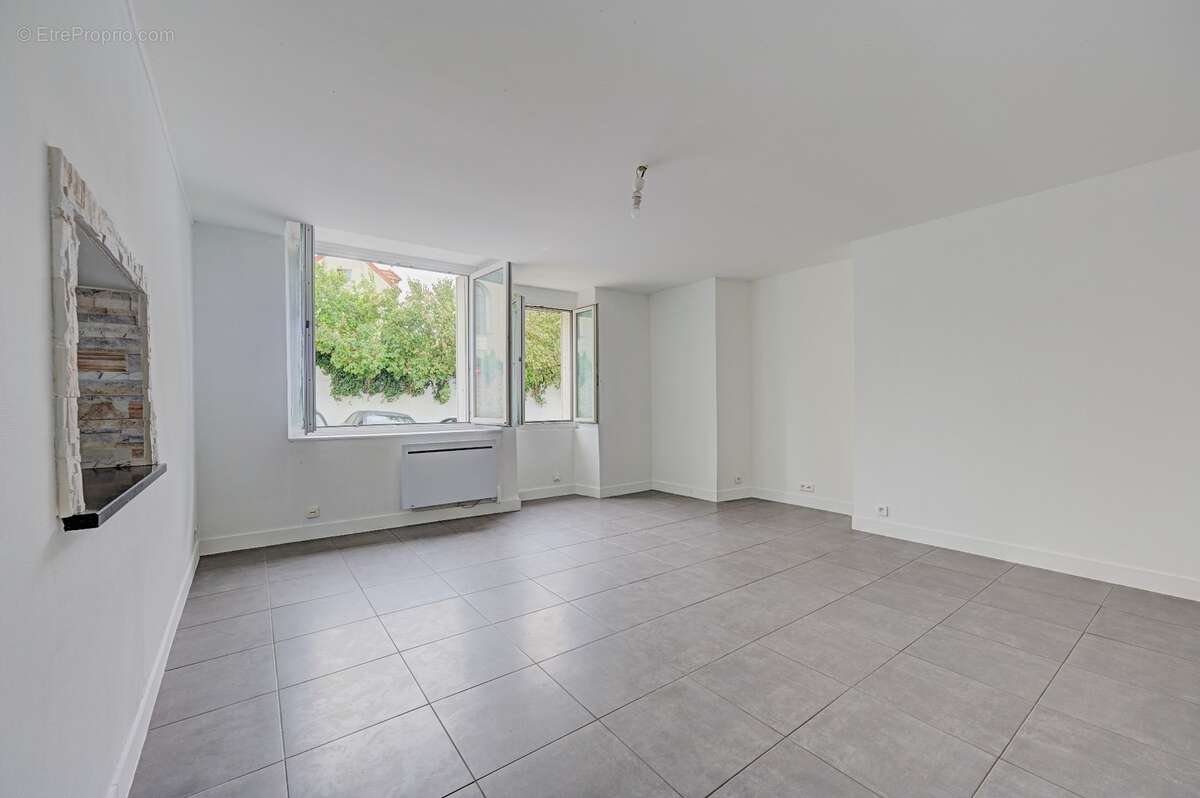 Appartement à vendre 2 pièces LIMEIL BREVANNES (94) - photo 2
