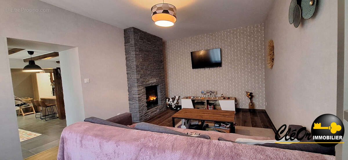 Maison à SAINT-SYMPHORIEN-SUR-SAONE