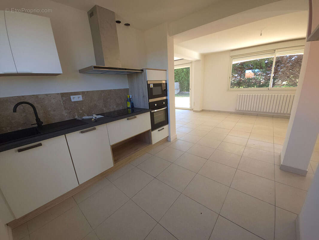 Maison à SAINT-JORY