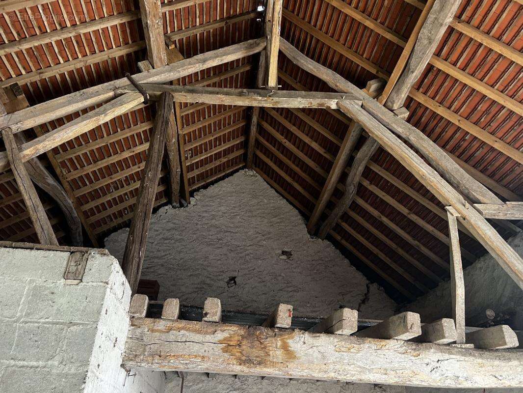 Maison à SAINT-MICHEL-EN-BRENNE