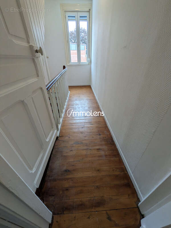 Maison 100 M2 - 3 chambres avec jardin   Hénin-Beaumont - photo 16