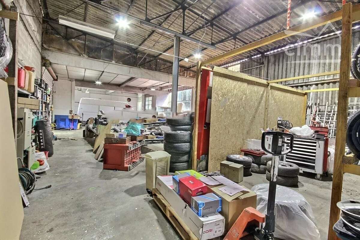 Commerce à DETRIER