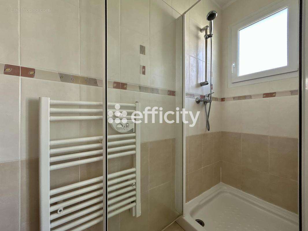 Maison à NIEULLE-SUR-SEUDRE