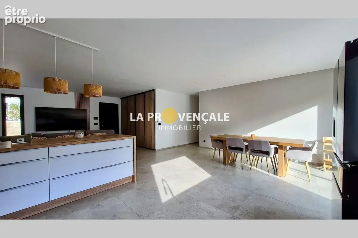Maison 4 pièces 103 m² à vendre à Rousset (13790) - photo 2