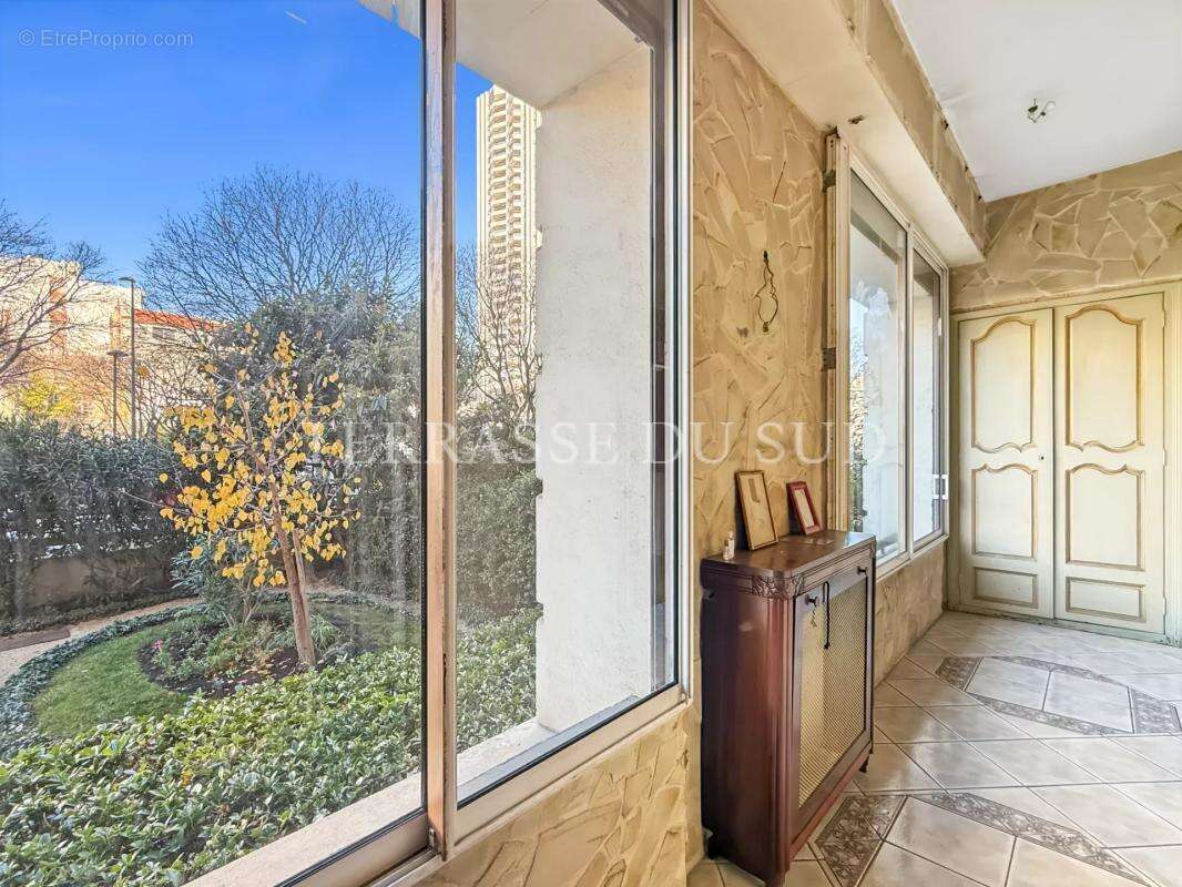 Appartement à MARSEILLE-8E